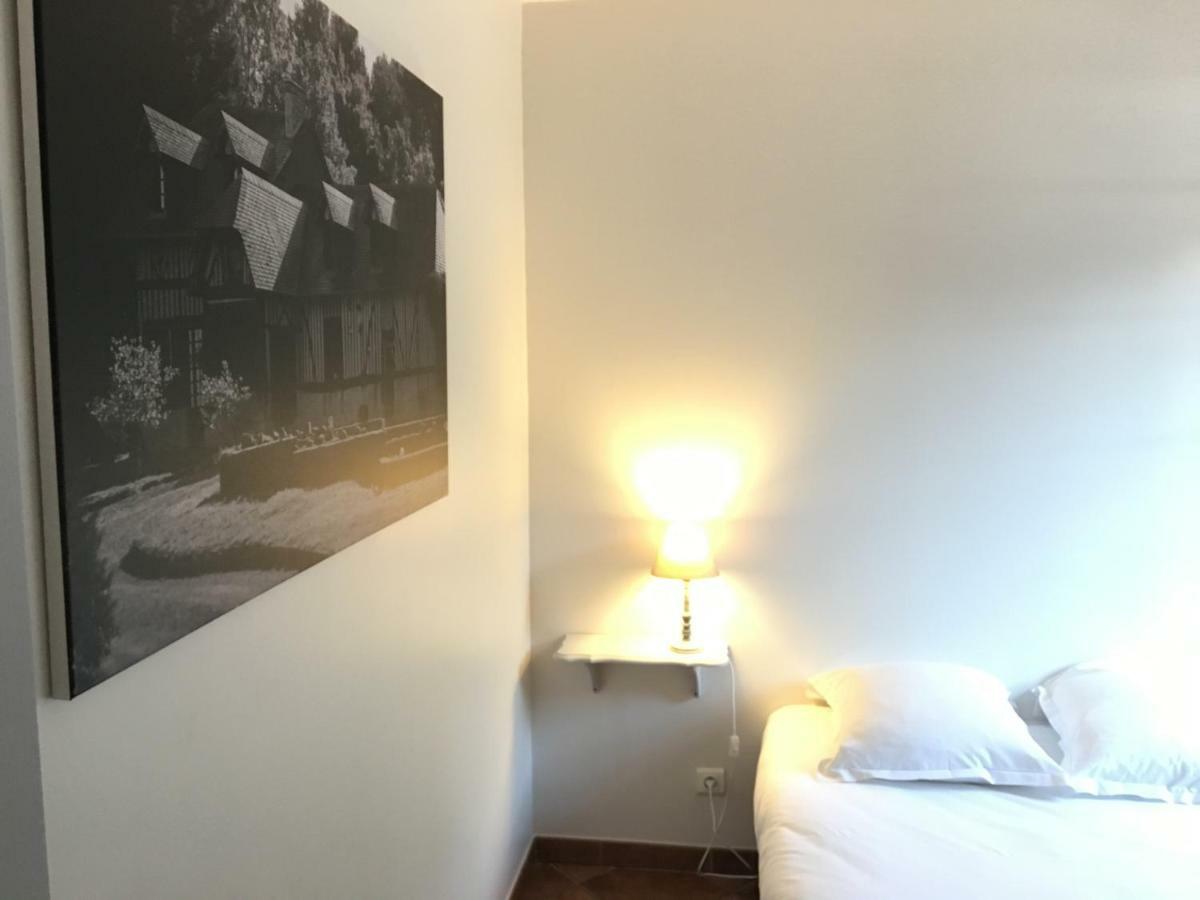 Gites - Domaine De Geffosse Pont-Évêque Dış mekan fotoğraf